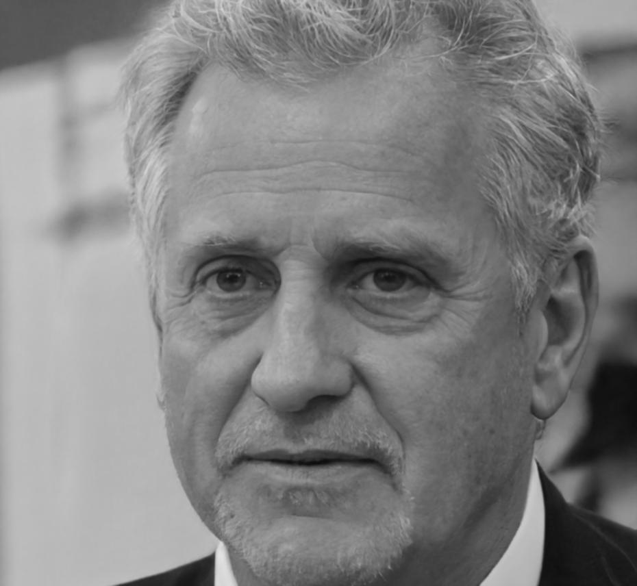 Fermín Castellanos, Director Financiero